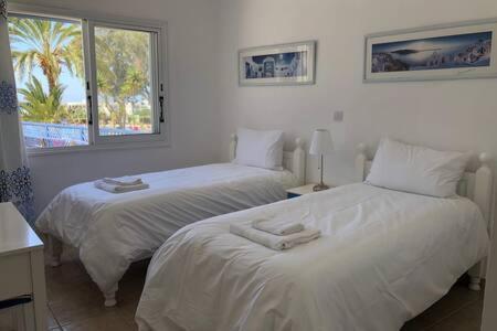 Kings Palace - Superb 2 Bed Ground Floor Apartment Пафос Экстерьер фото